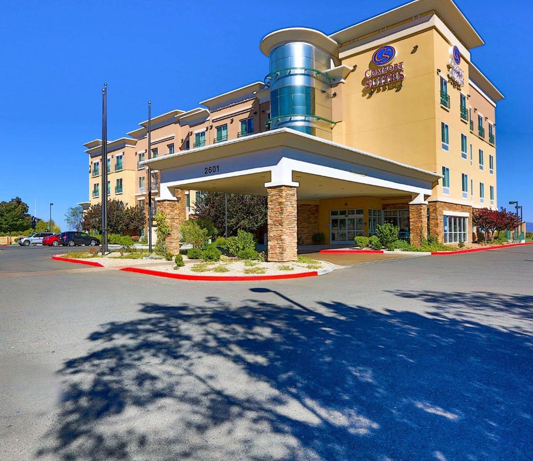 Comfort Suites Prescott Valley Exterior photo